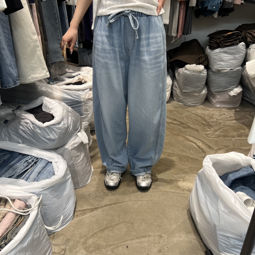 ALMOND PEPE韓國直郵女士新品推薦人氣26春夏熱賣牛仔褲ALMOND PEPE牛仔褲圖色1