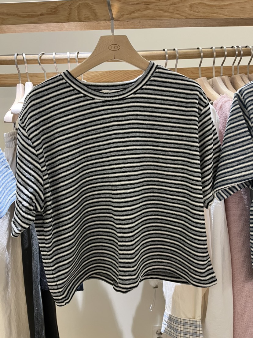 TIZZI韓國代購女裝新品休閑職業時尚熱賣推薦人氣真品T恤TIZZIT恤圖色2