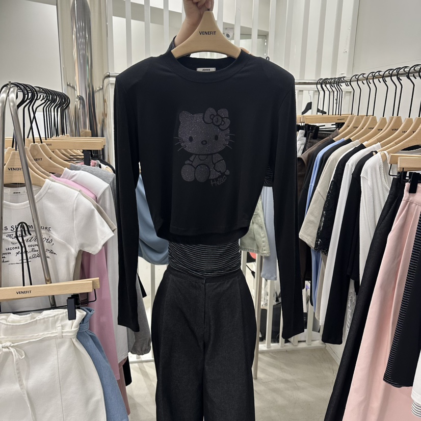 VENEFIT東大門直郵女裝新品推薦熱賣人氣時尚26春夏長袖T恤VENEFIT/JENNIE長袖T恤圖色4