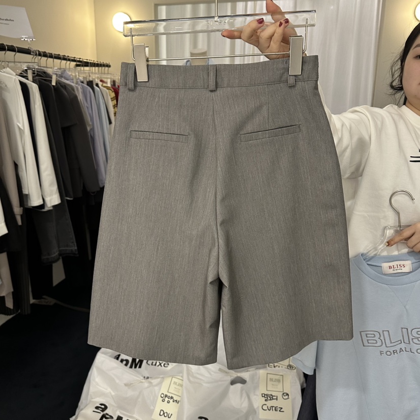 BLISS東大門直郵女士新款人氣職業時尚休閑26春夏熱賣短褲BLISS短褲