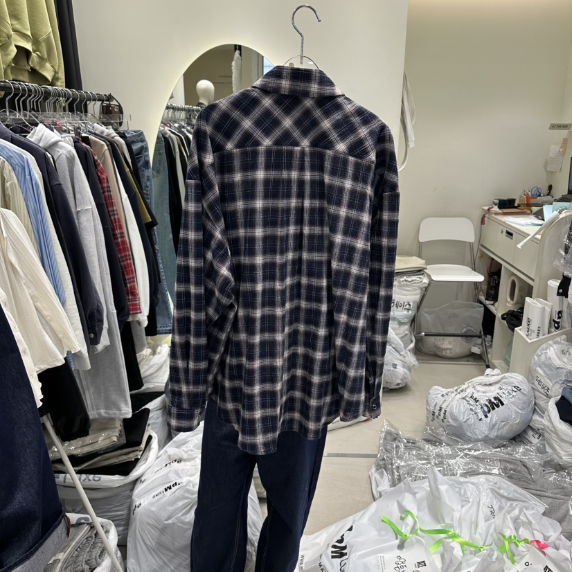 AT THE END韓國代購女士新款休閑真品熱賣26春夏襯衫蕾絲衫AT THE END襯衫/蕾絲衫