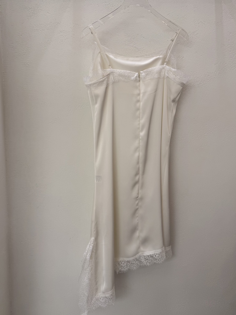 MOST OF ALL U韓國東大門直郵女裝新款26春夏連衣裙緞面MOST OF ALL U連衣裙