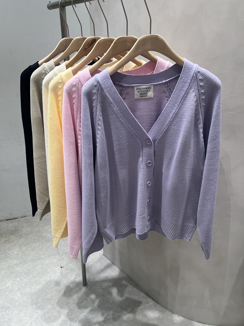 EVERCOMMERCE METICULOUSLY DESIGNED韓國代購女裝新品職業針織衫EVERCOMMERCE METICULOUSLY DESIGNED針織衫