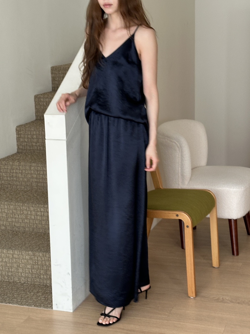 JEONG GAM STUDIOS韓國東大門直郵女士新款休閑長裙緞面JEONG GAM STUDIOS長裙