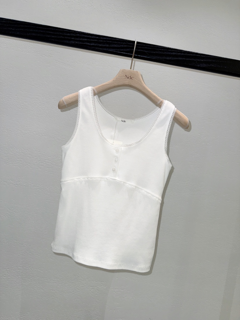 NDE韓國東大門代購女裝新款時尚職業人氣吊帶背心蕾絲紐扣BOHEME_NDE吊帶/背心圖色1