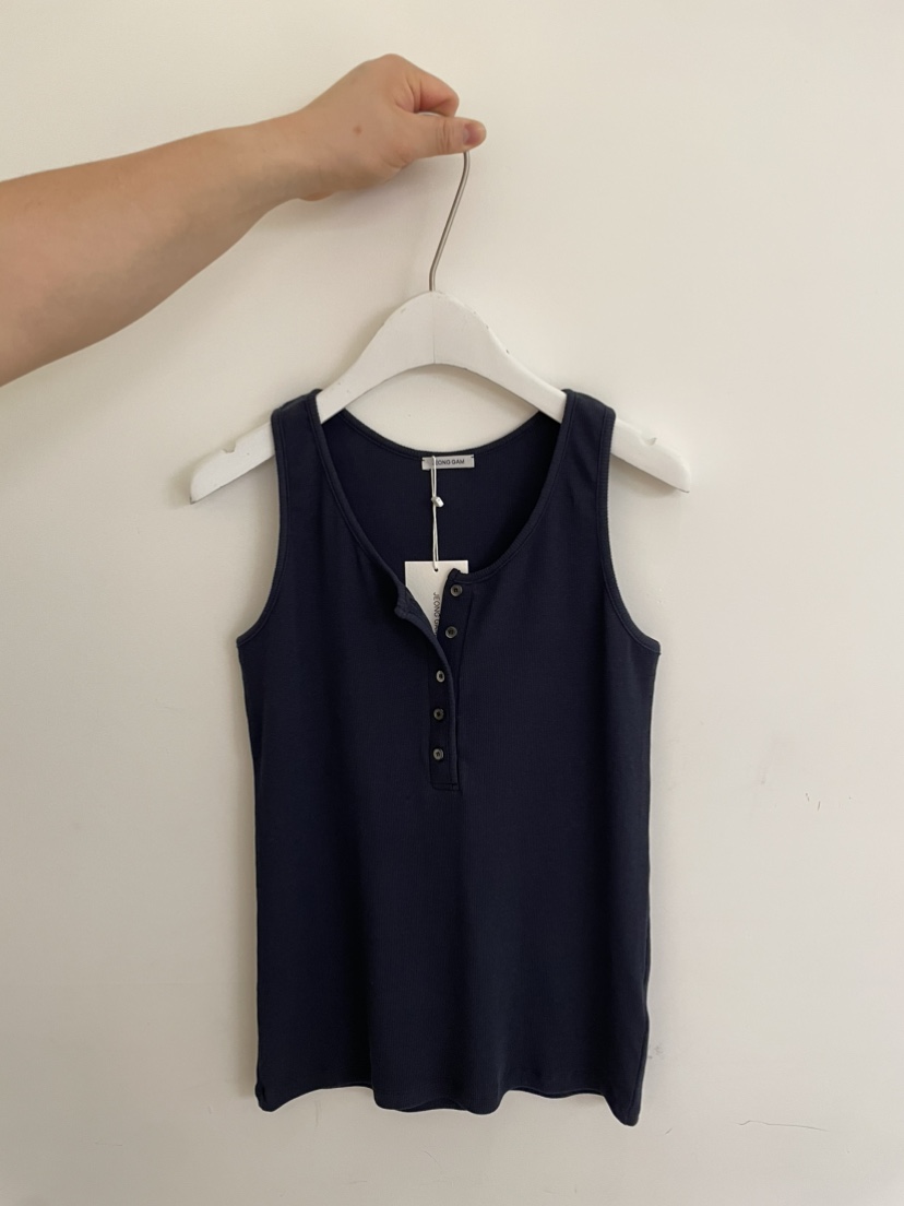 JEONG GAM STUDIOS韓國代購女裝新品休閑人氣職業吊帶背心JEONG GAM STUDIOS吊帶/背心圖色2