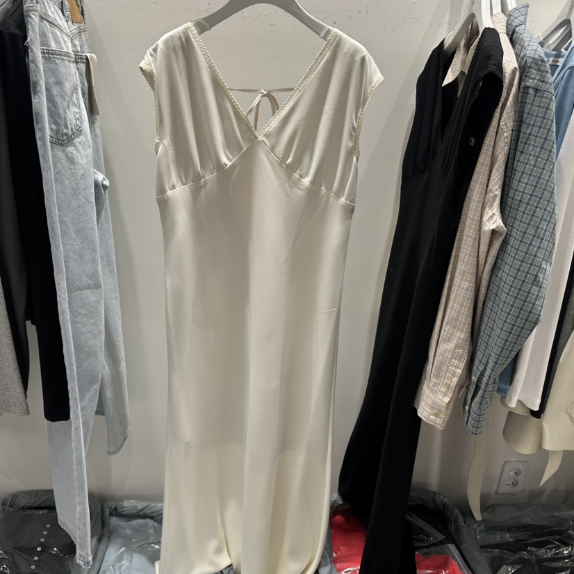 THE SECOND GROW/QUEENSRABBIT韓國東大門直郵女裝新品職業連衣裙長款THE SECOND GROW/QUEENSRABBIT連衣裙圖色1