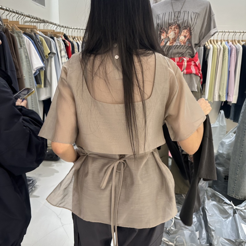 BAGUETTE-P韓國東大門代購女裝新款推薦襯衫蕾絲衫不含包BAGUETTE-P襯衫/蕾絲衫