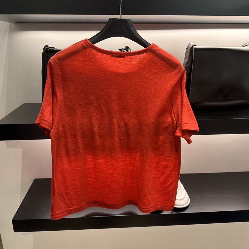 FEBRUARY 11韓國直郵女士新款職業人氣時尚推薦26春夏T恤羊毛FEBRUARY 11T恤