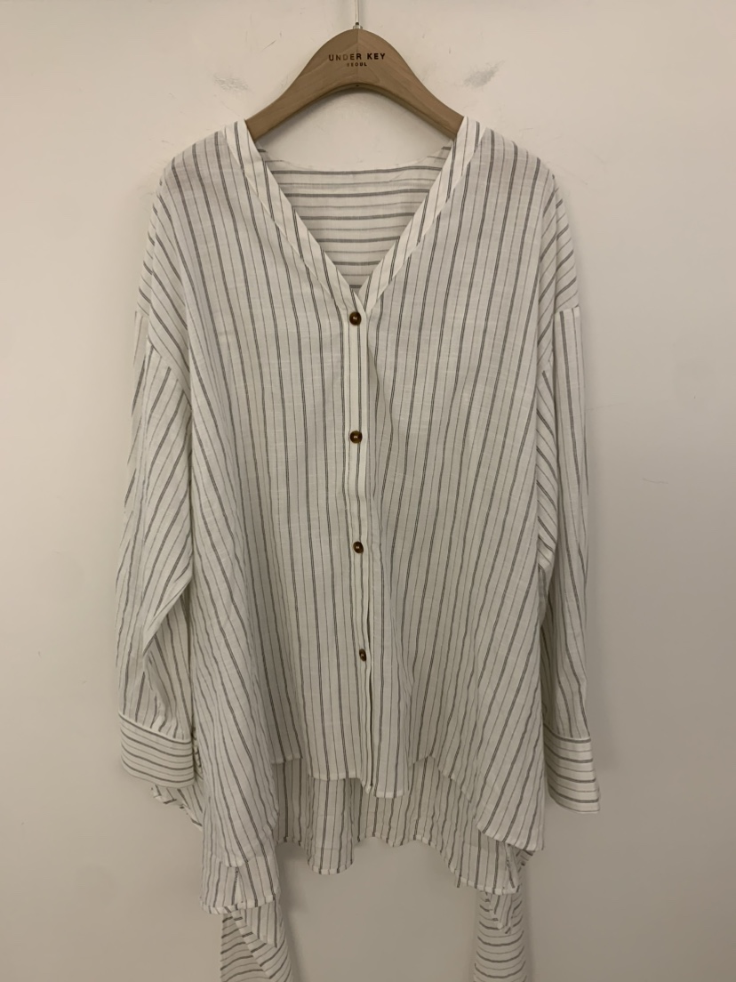 UNDER KEY韓國東大門直郵女裝新品熱賣人氣時尚襯衫蕾絲衫UNDER KEY襯衫/蕾絲衫圖色1