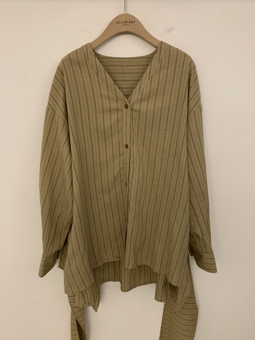 UNDER KEY韓國東大門直郵女裝新品熱賣人氣時尚襯衫蕾絲衫UNDER KEY襯衫/蕾絲衫圖色2