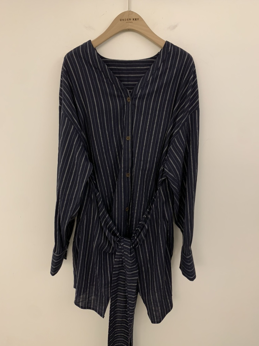 UNDER KEY韓國東大門直郵女裝新品熱賣人氣時尚襯衫蕾絲衫UNDER KEY襯衫/蕾絲衫圖色3