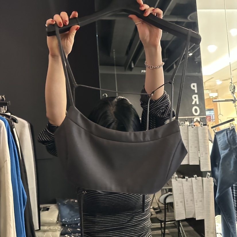 ELF-L韓國東大門直郵女裝新品人氣推薦26春夏熱賣吊帶背心PROJECT ELF/ELF-L吊帶/背心圖色1墨色