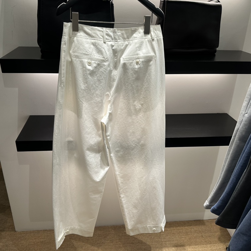 FEBRUARY 11韓國直郵實拍女裝新款職業熱賣26春夏休閑褲FEBRUARY 11休閑褲