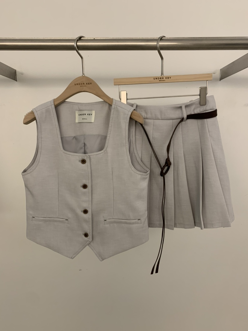 UNDER KEY韓國直郵女裝新品職業推薦套裝不含腰帶百褶褶裙UNDER KEY套裝圖色1