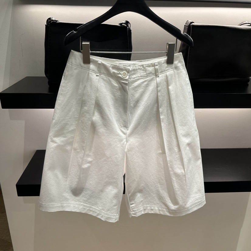FEBRUARY 11韓國直郵女士新款推薦職業熱賣時尚26春夏短褲FEBRUARY 11短褲圖色1
