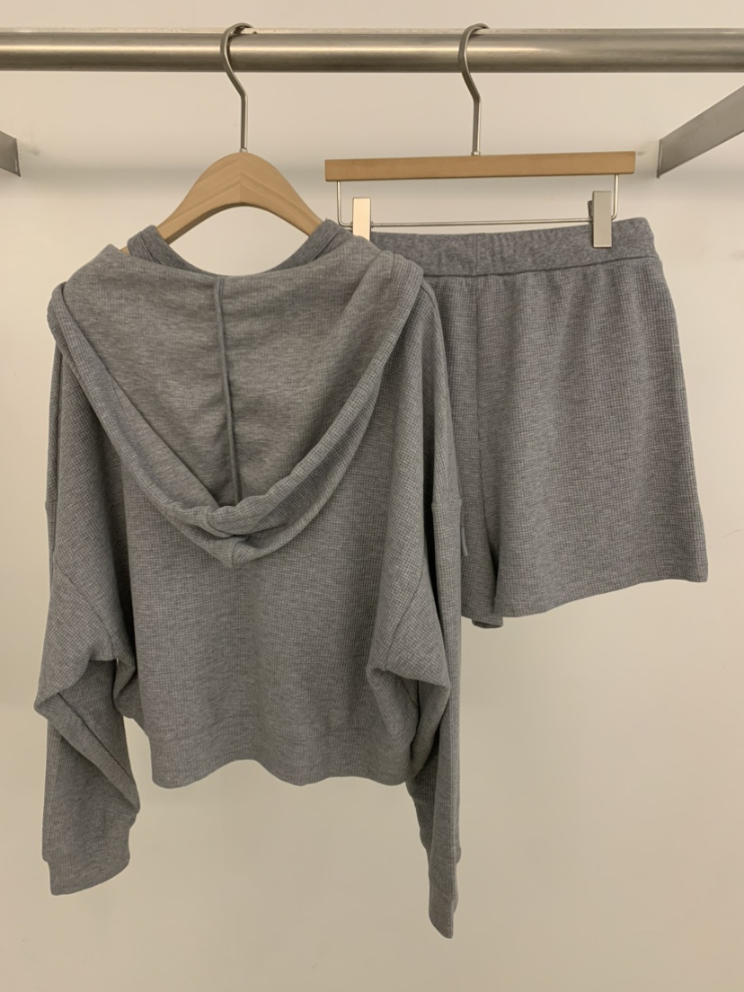 UNDER KEY韓國代購女士新款時尚推薦人氣套裝三件套連帽衫UNDER KEY套裝