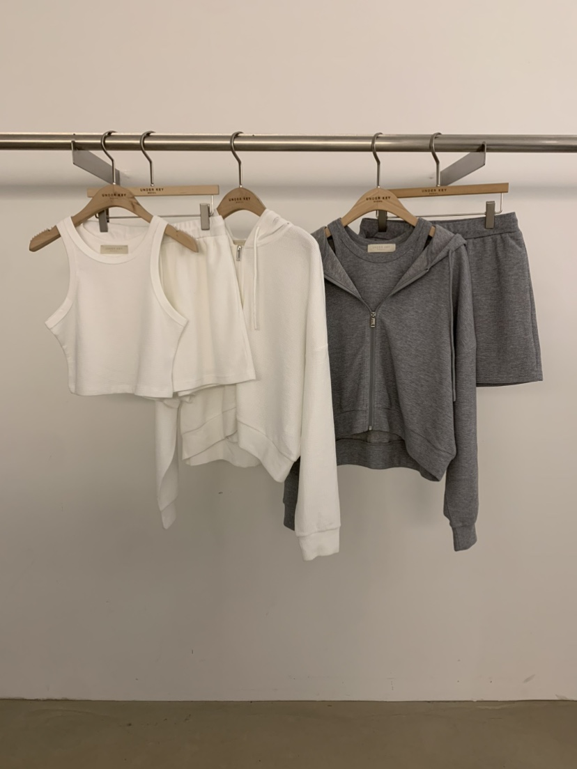 UNDER KEY韓國代購女士新款時尚推薦人氣套裝三件套連帽衫UNDER KEY套裝