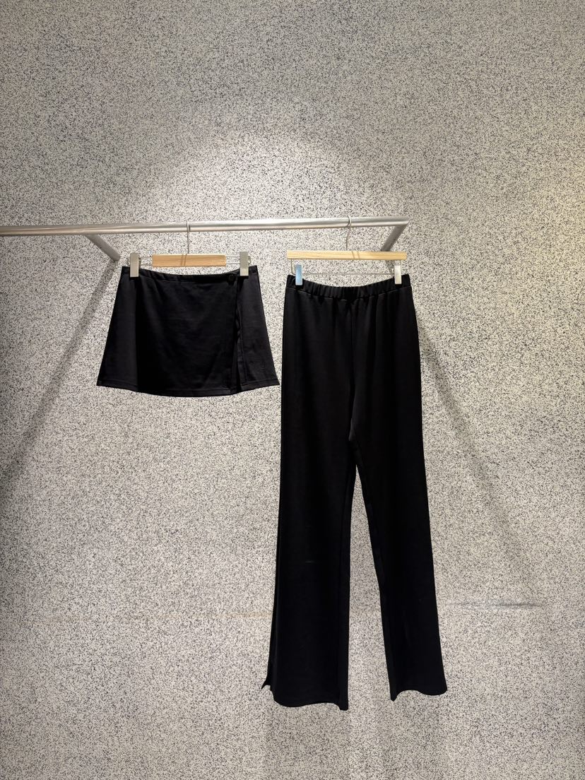 ADDICTED韓國直郵女士新款時尚26春夏套裝兩件套修身喇叭ADDICTED套裝圖色2黑色