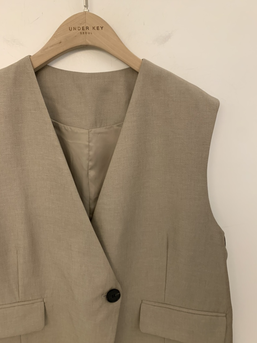 UNDER KEY韓國直郵女士新款時尚人氣26春夏熱賣職業馬甲UNDER KEY馬甲