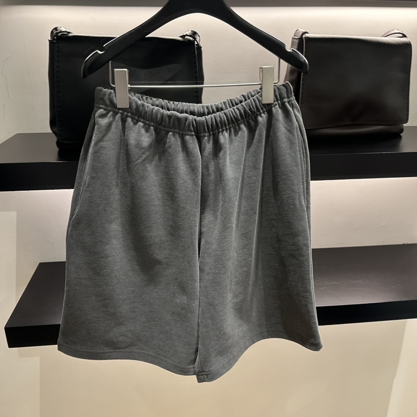 FEBRUARY 11韓國東大門直郵女裝新款人氣職業26春夏短褲FEBRUARY 11短褲圖色3