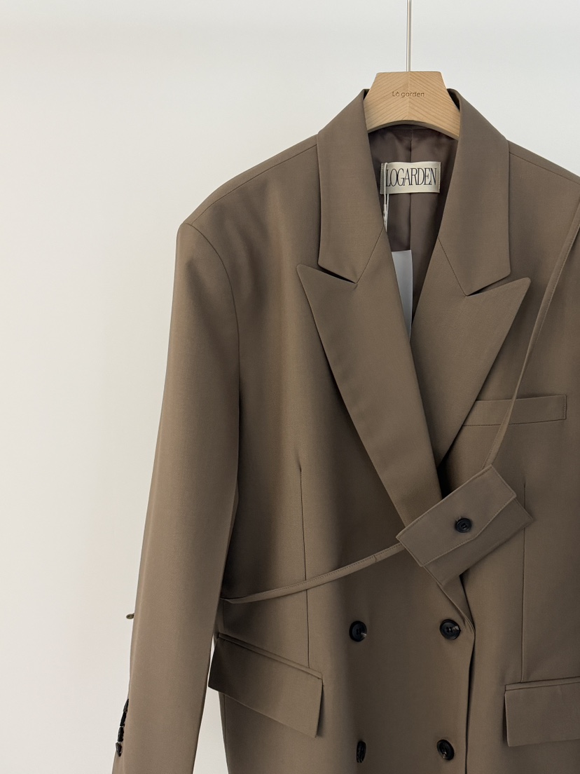 LOGARDEN韓國直郵女士新品職業人氣26春夏時尚熱賣夾克口袋LO GARDEN夾克