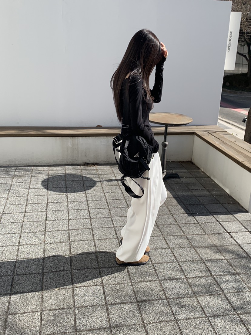 LOGARDEN韓國直郵實拍女士新款26春夏休閑熱賣長袖T恤假兩件LO GARDEN長袖T恤