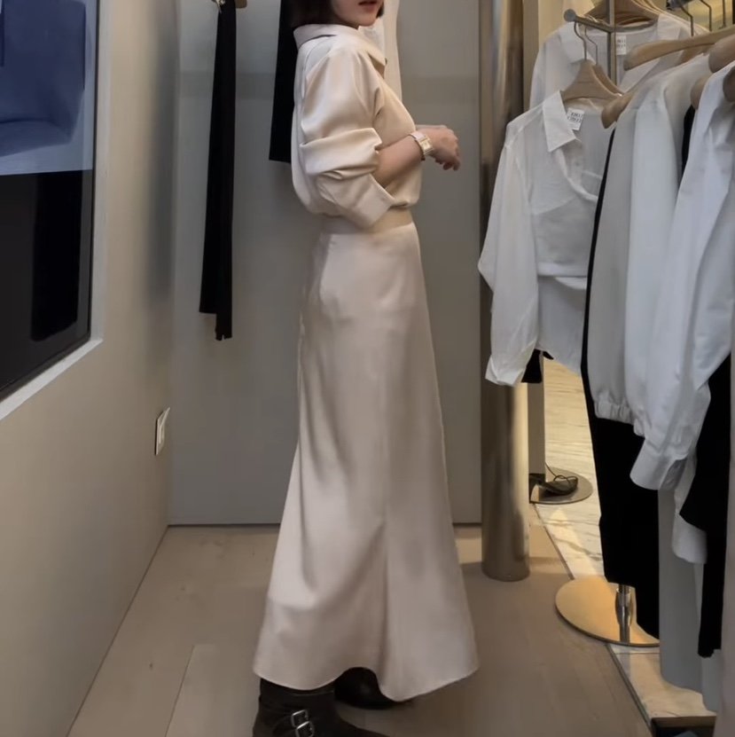 PLUS HONG-P韓國東大門直郵女裝新款推薦襯衫蕾絲衫不含吊帶絲綢LORA FAMILY/PLUS HONG襯衫/蕾絲衫