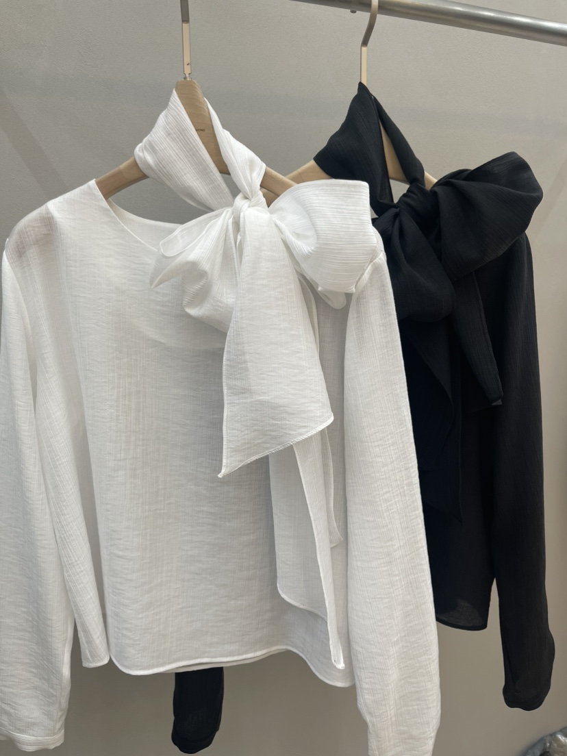 PLUS HONG-P韓國代購女士新款時尚襯衫蕾絲衫含圍巾系帶LORA FAMILY/PLUS HONG襯衫/蕾絲衫圖色2左二色