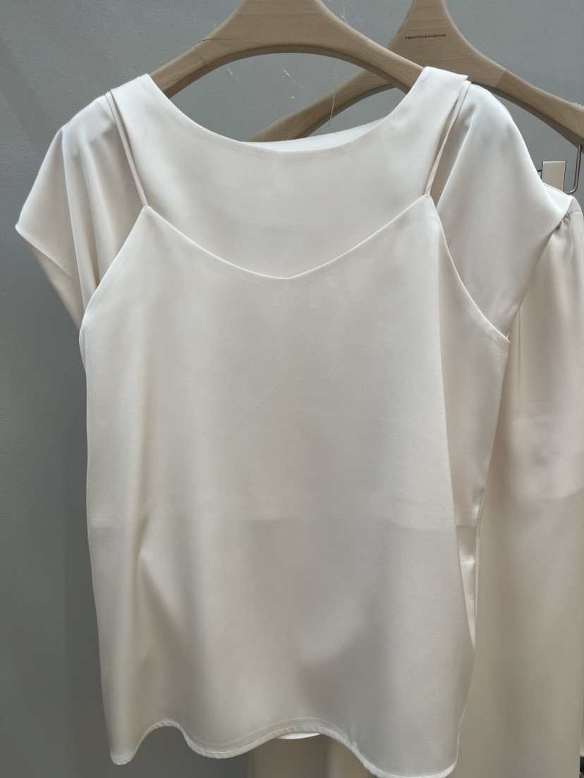 PLUS HONG-P韓國直郵實拍女裝新品休閑職業人氣吊帶背心LORA FAMILY/PLUS HONG吊帶/背心