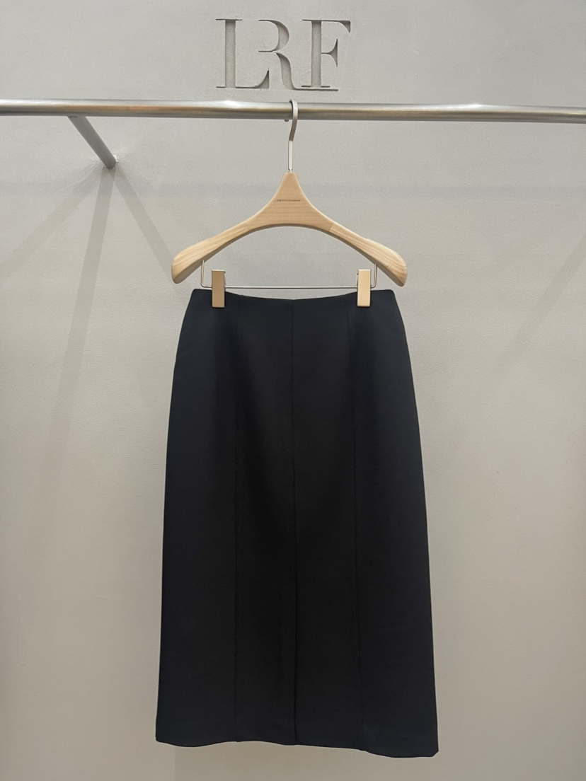 PLUS HONG-P韓國代購女士新款26春夏職業推薦半身裙中短裙LORA FAMILY/PLUS HONG半身裙/中短裙圖色1