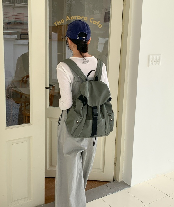 POSH BLUE東大門實拍女士新款人氣真品雙肩背包不含配飾POSH BLUE雙肩背包