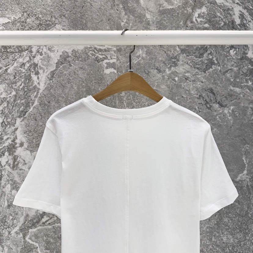 ROOKIE BUD東大門代購女裝新品真品推薦職業熱賣26春夏T恤ROOKIE BUD-LT恤