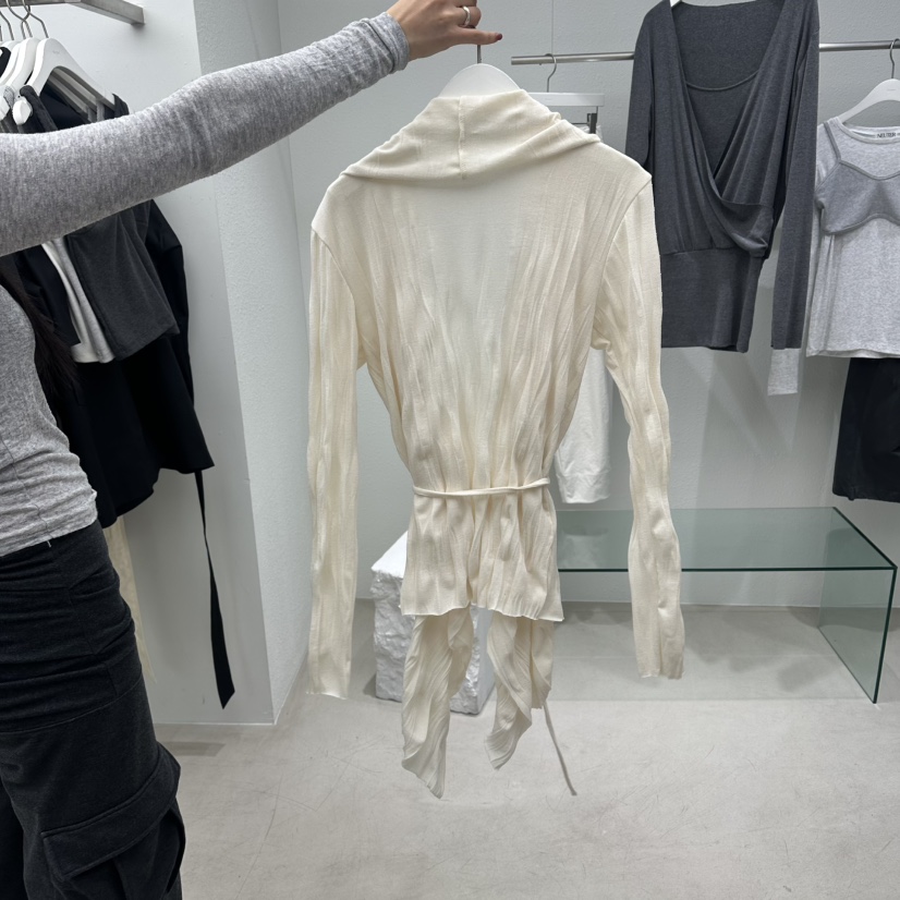 NEUTER東大門直郵女裝新品人氣職業時尚真品熱賣襯衫蕾絲衫NEUTER襯衫/蕾絲衫