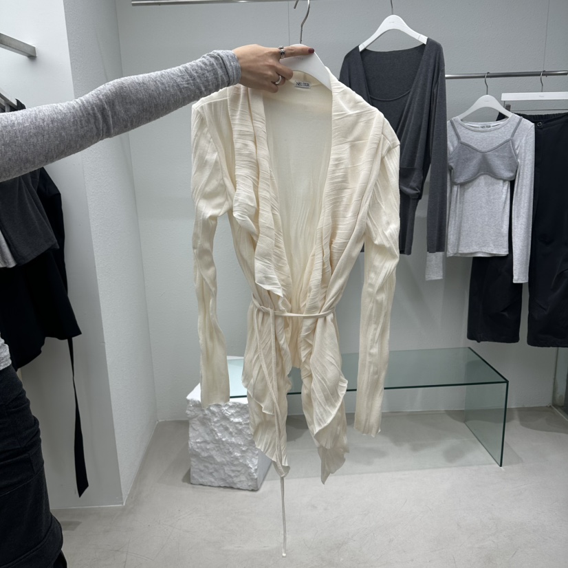 NEUTER東大門直郵女裝新品人氣職業時尚真品熱賣襯衫蕾絲衫NEUTER襯衫/蕾絲衫圖色1