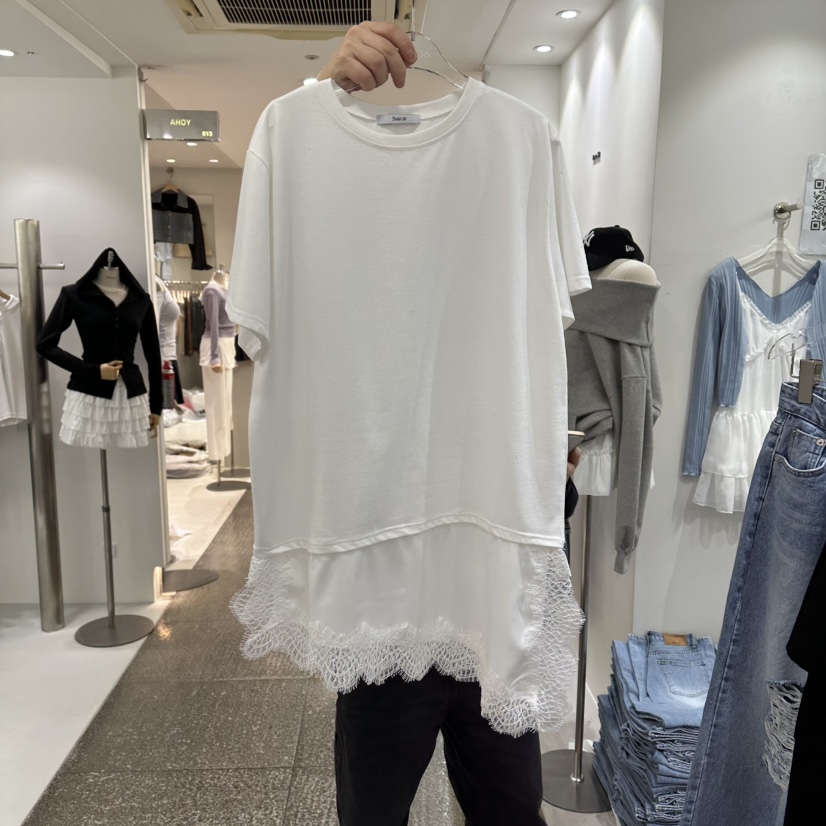 BAIE.38韓國代購女士新品職業時尚26春夏推薦T恤蕾絲緞面BAIE.38T恤圖色1