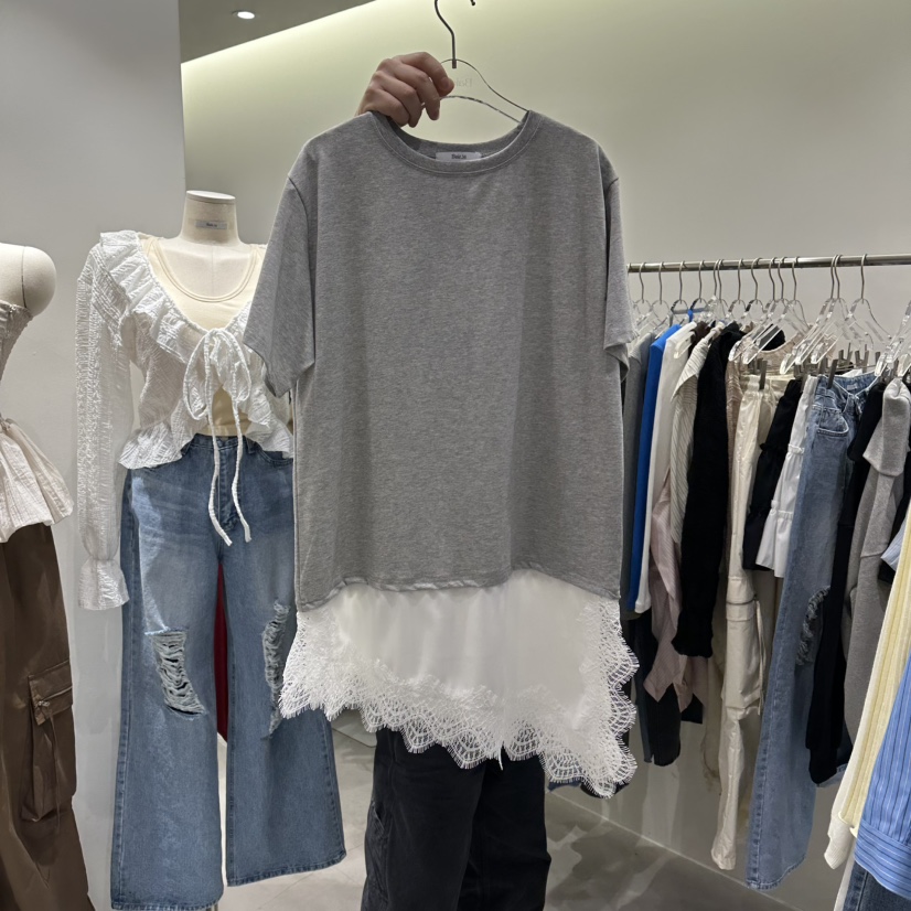 BAIE.38韓國代購女士新品職業時尚26春夏推薦T恤蕾絲緞面BAIE.38T恤圖色2