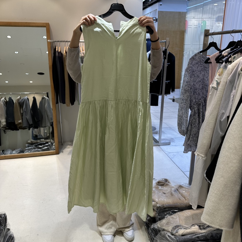 HER/PLAYLIST韓國直郵女裝新品推薦26春夏職業連衣裙圓領HER/PLAYLIST連衣裙