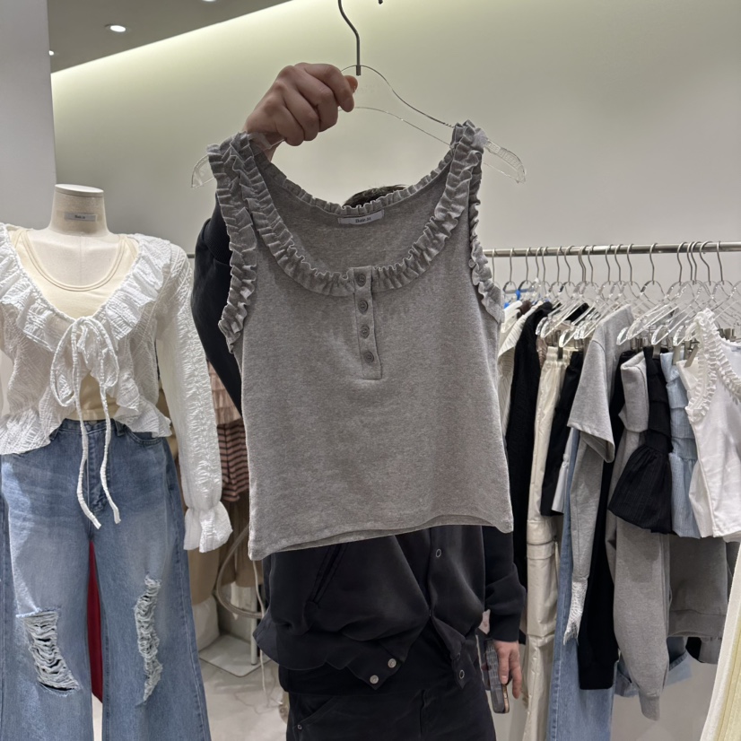 BAIE.38韓國直郵女裝新款推薦26春夏吊帶背心荷葉邊紐扣BAIE.38吊帶/背心圖色2