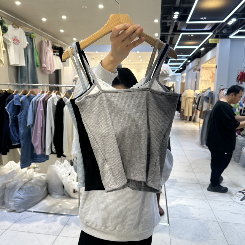 HIPTIQUE東大門實拍女士新品熱賣推薦職業休閑吊帶背心紐扣HIPTIQUE吊帶/背心