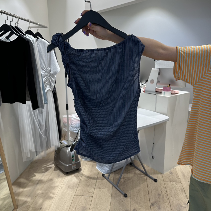 CUCUMBER韓國直郵女裝新款人氣推薦真品熱賣職業吊帶背心CUCUMBER吊帶/背心圖色2