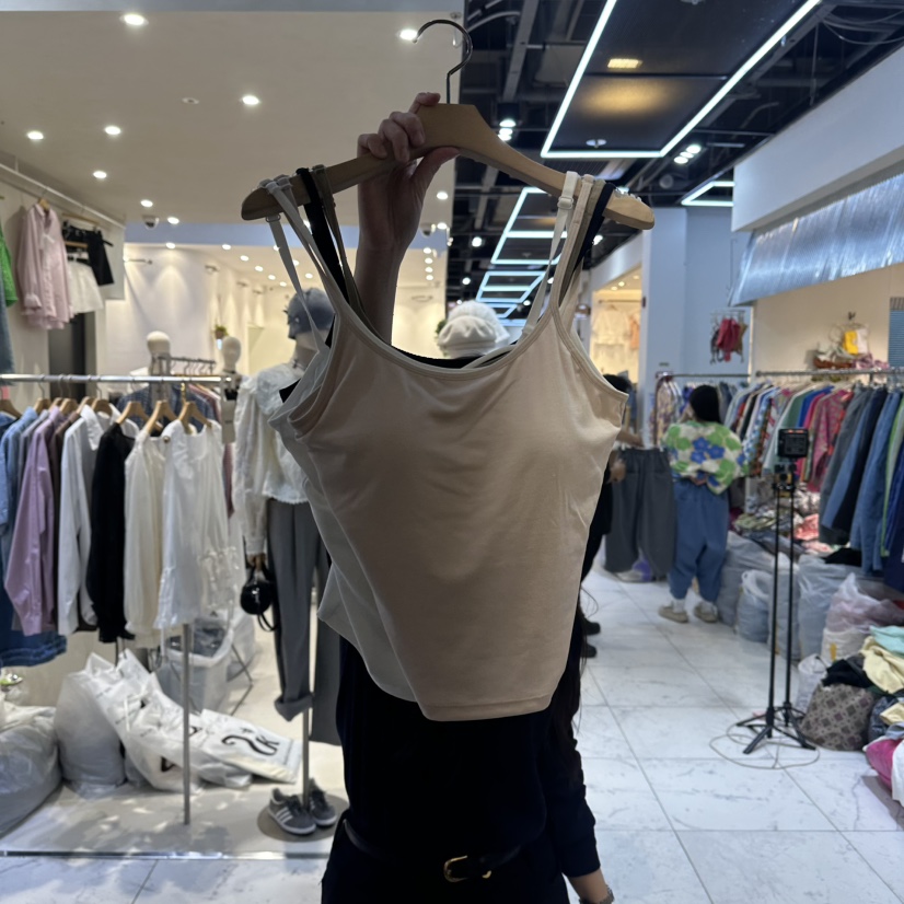 HIPTIQUE東大門實拍女裝新品熱賣休閑推薦職業26春夏吊帶背心HIPTIQUE吊帶/背心圖色2