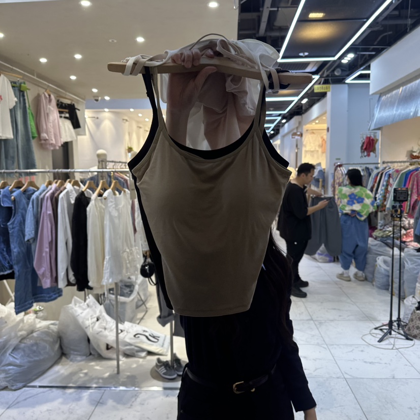 HIPTIQUE東大門實拍女裝新品熱賣休閑推薦職業26春夏吊帶背心HIPTIQUE吊帶/背心圖色3