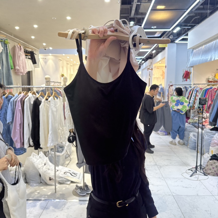 HIPTIQUE東大門實拍女裝新品熱賣休閑推薦職業26春夏吊帶背心HIPTIQUE吊帶/背心圖色4