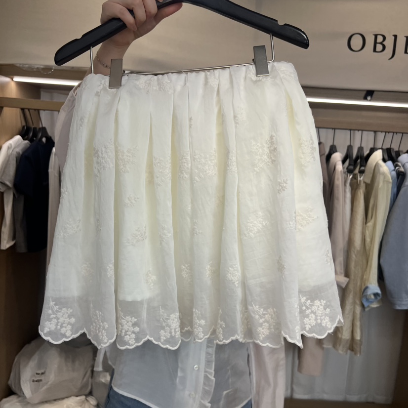 OBJET/LOVEUSU韓國代購女裝新款熱賣推薦26春夏短裙蕾絲OBJET/LOVEUSU短裙圖色2