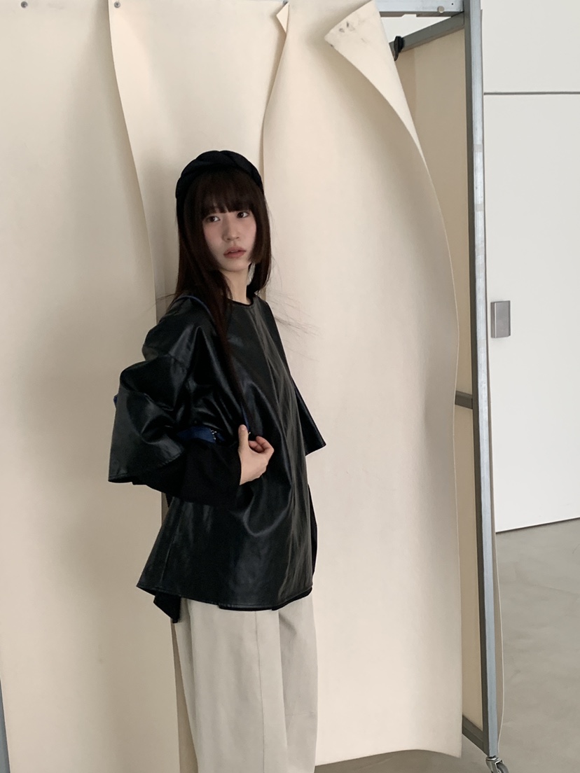 LOGARDEN東大門代購女裝新款職業熱賣推薦26春夏時尚長袖T恤LO GARDEN長袖T恤