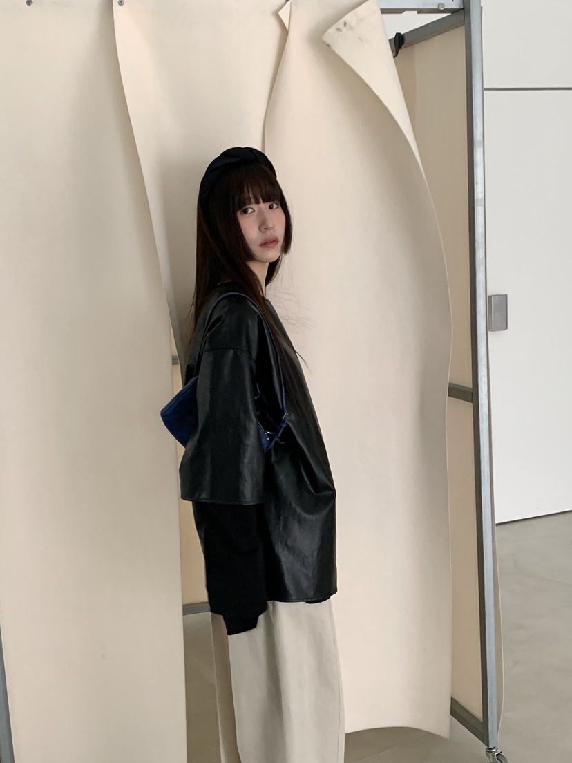 LOGARDEN東大門代購女裝新款職業熱賣推薦26春夏時尚長袖T恤LO GARDEN長袖T恤