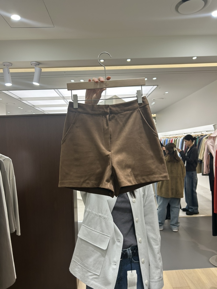 ME MO東大門直郵女士新款人氣真品推薦職業休閑26春夏短褲ME MO短褲