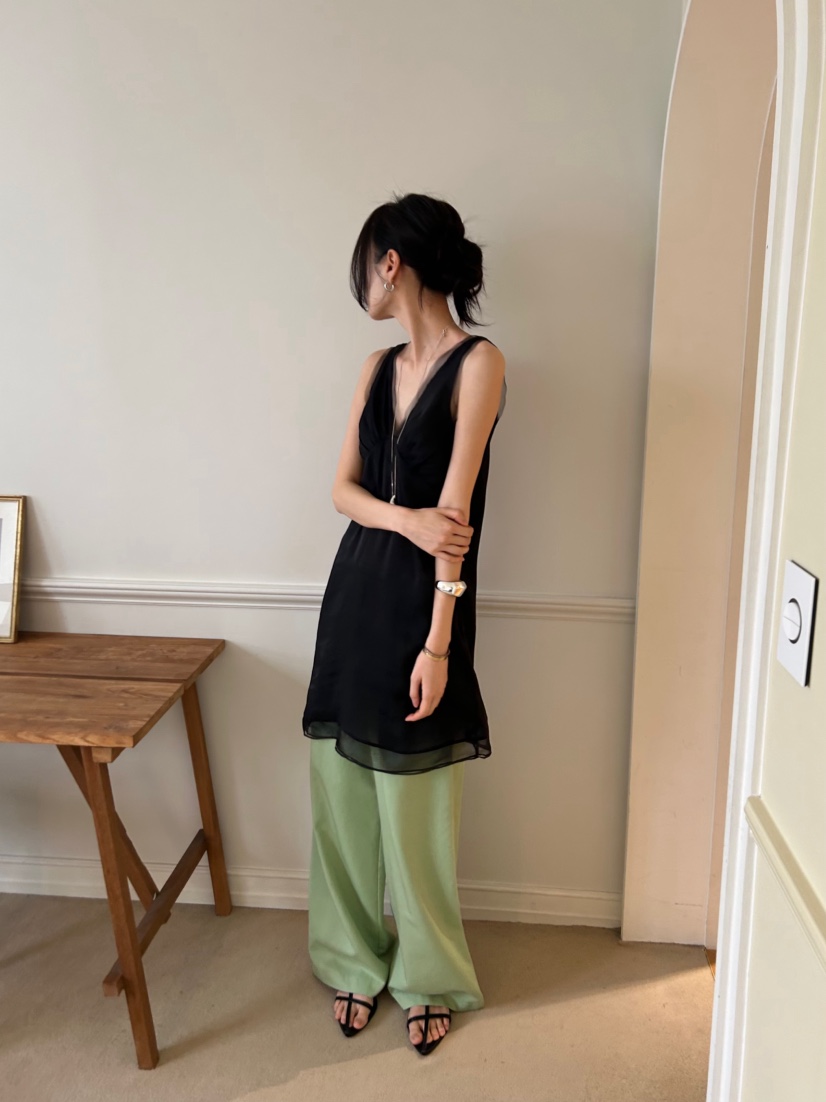 ME MO東大門直郵女裝新品真品職業休閑時尚推薦連衣裙透視ME MO連衣裙