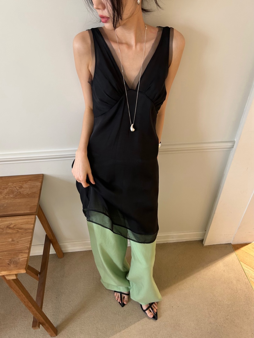 ME MO東大門直郵女裝新品真品職業休閑時尚推薦連衣裙透視ME MO連衣裙